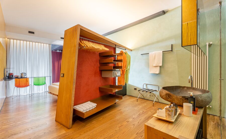 Sleep different-Live it up!-Js Primaluna